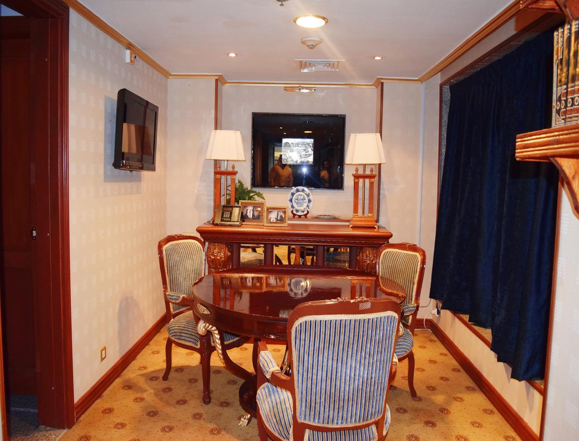 Manazil Al Madinah Hotel Medina Ngoại thất bức ảnh